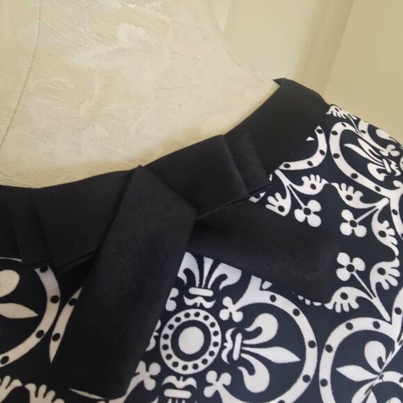 Maggy L Blk/White Print Sheath Dress Blk Border Trim at Hem and Neck, NWOT,Sz.12 - Picture 6 of 7